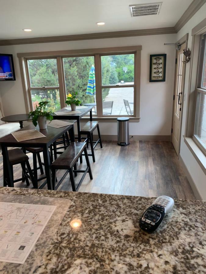 Hotchkiss Inn Motel 외부 사진